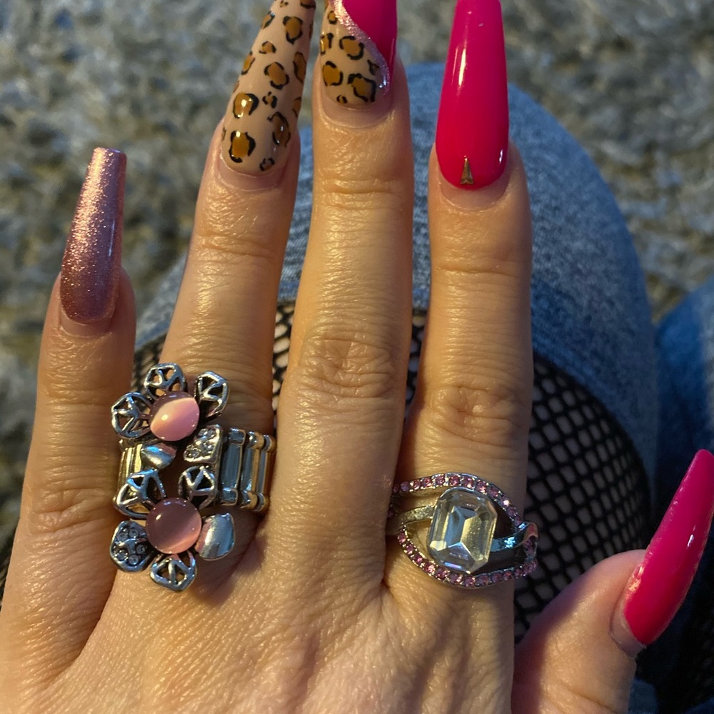 Lot of 5 Paparazzi Stretchy Rings